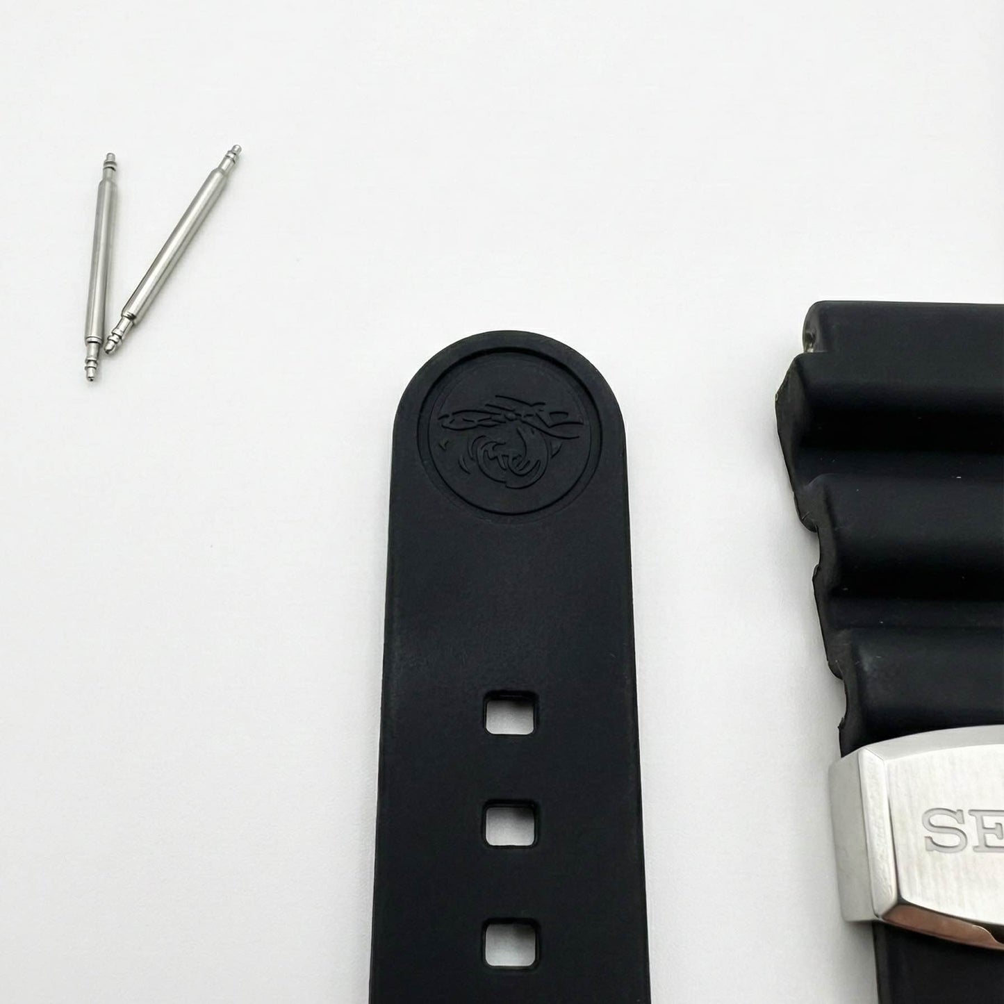 20mm Genuine Seiko Diver Strap | Black Rubber Wave Vent Band for Prospex / SKX