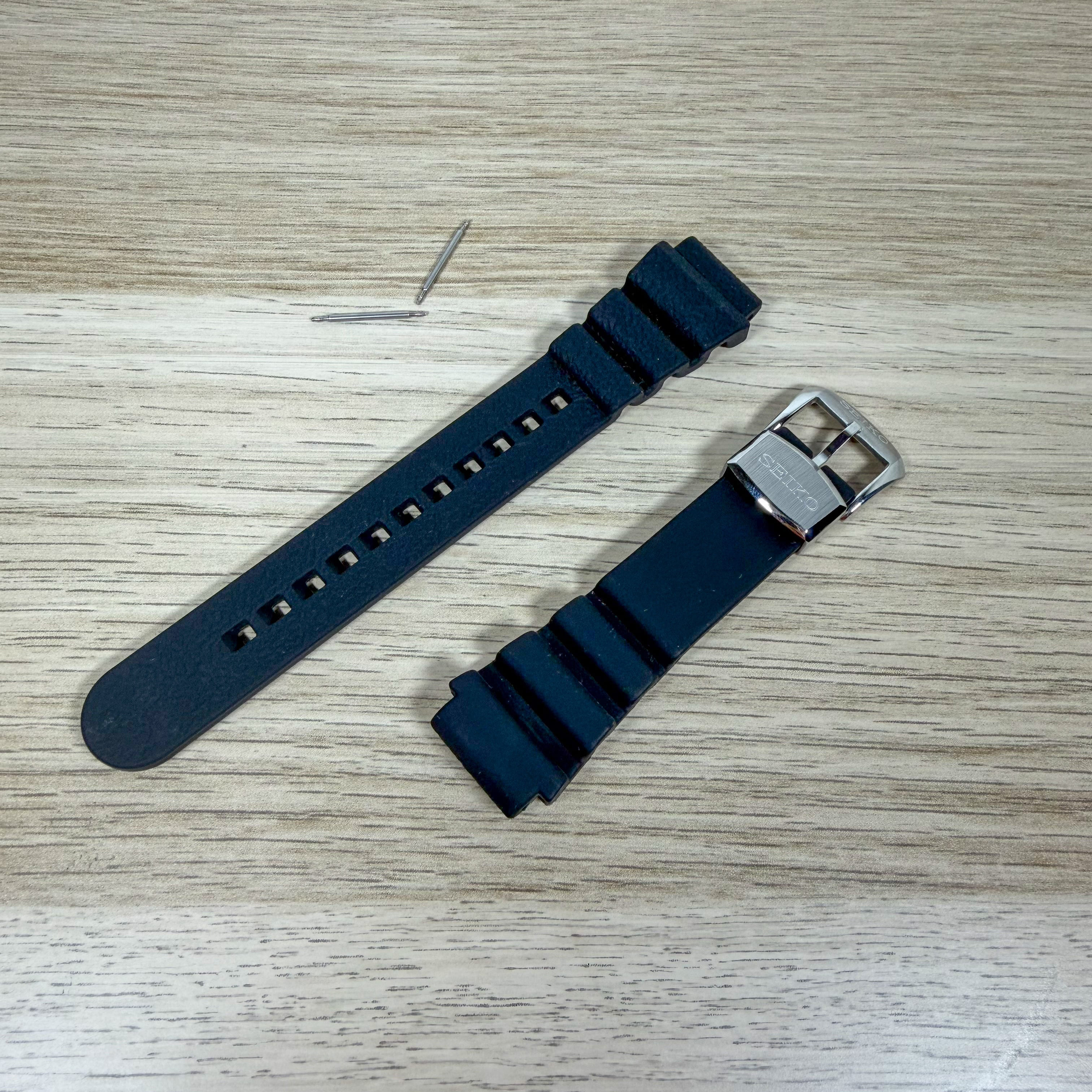 20mm Genuine Seiko Diver Strap | Black Rubber Wave Vent Band for Prospex / SKX